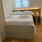 Marais Апартаменти
