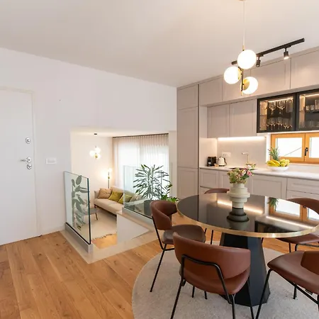 Apartment Marais