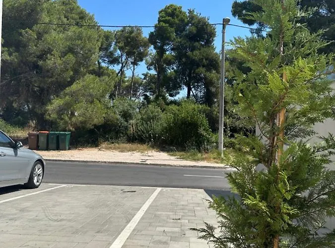 Marais Апартаменти *